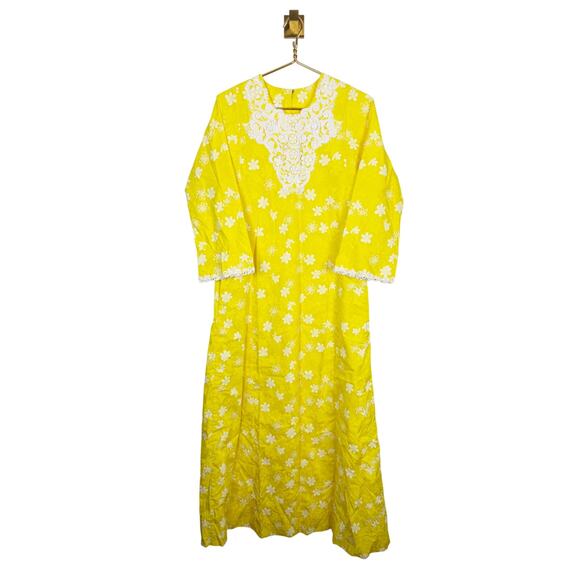Vintage 60s 'The Lilly' Lilly Pulitzer Yellow Floral Gown Floral Lace Trim Dress - Picture 1 of 11